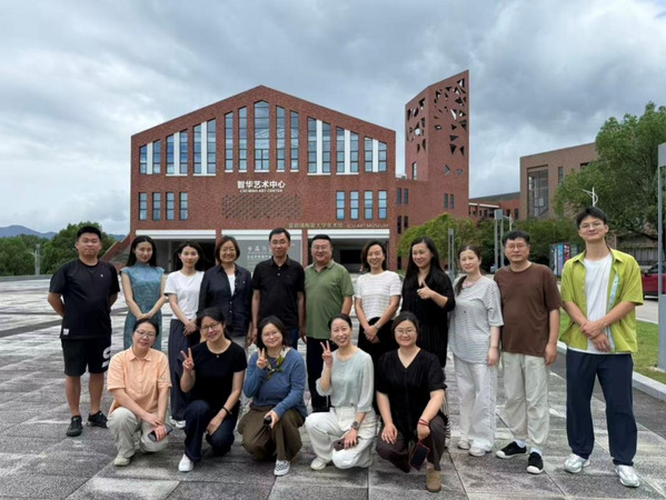 寻径瓷都文创产业 聚力谋篇“十五五” ——设计学院、昆山开放大学赴景德镇联合产研调研