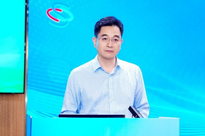 人民日报全国党媒、交汇点等多家媒体刊文：《研数智新业，创开放生态——首届创新生态系统发展论坛在江苏开放大学举办》