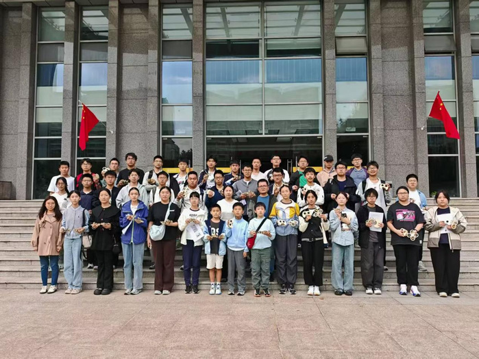 科创启趣，筑梦少年——城市建设学院开展无人机科创研学活动